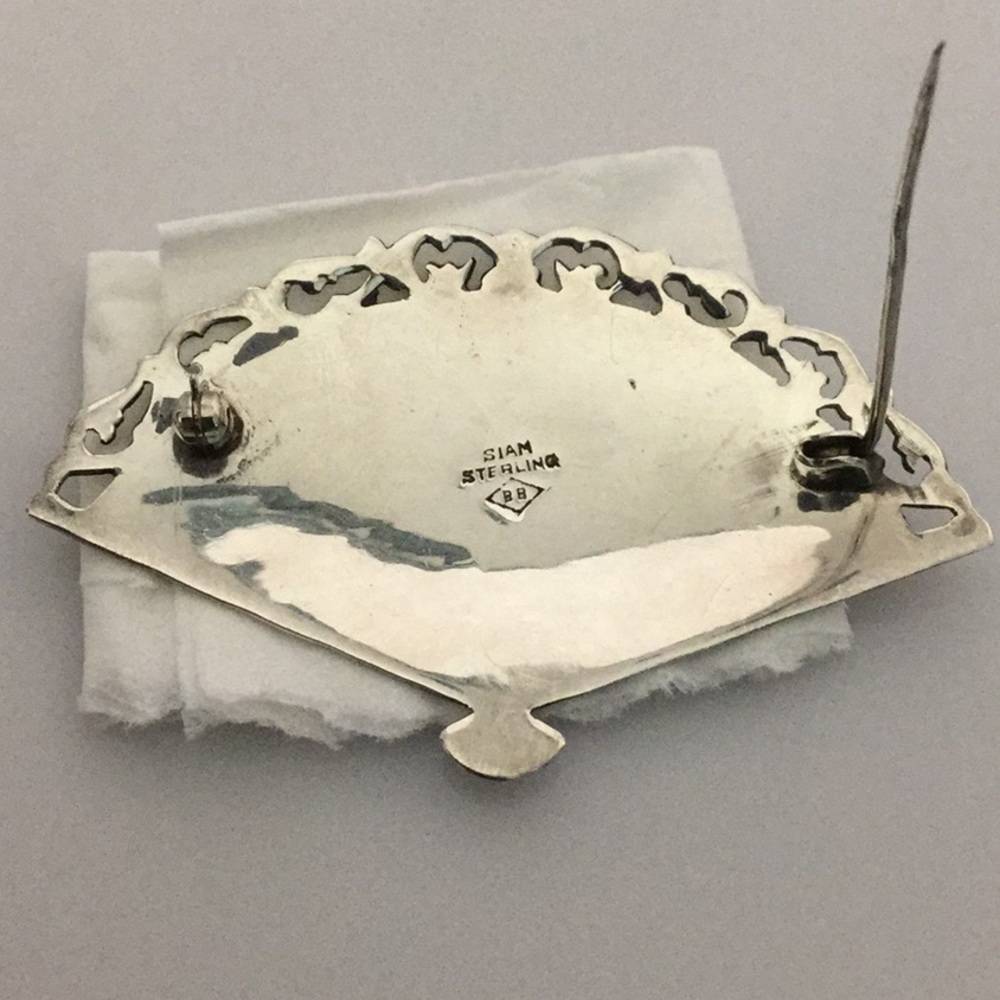 Vintage Handcrafted Siam Sterling Silver Brooch - Picture 5 of 12